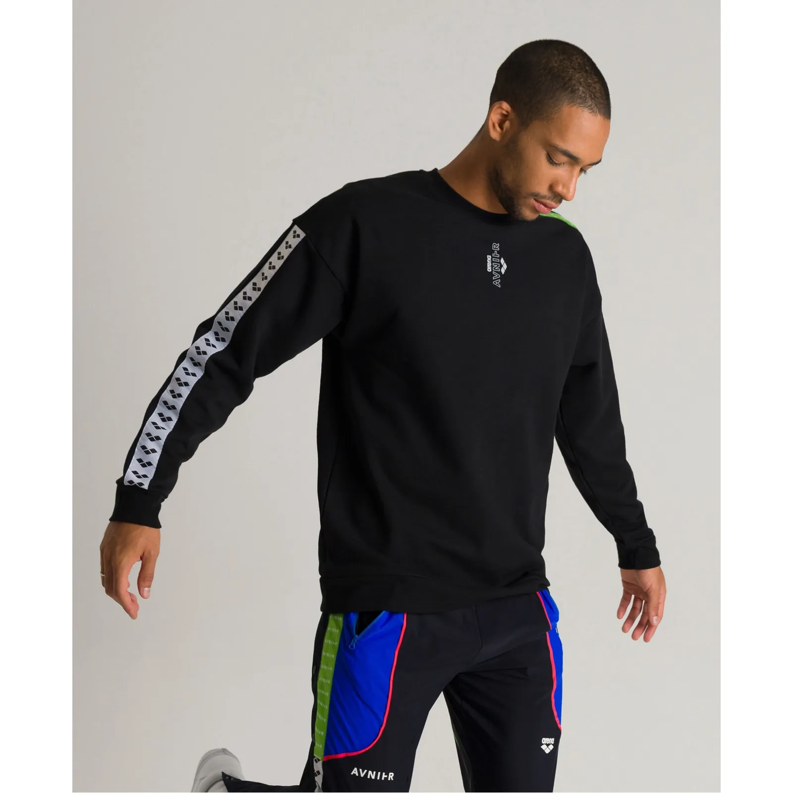 Реглан Arena ARENA AVNIER SWEAT FLEECE