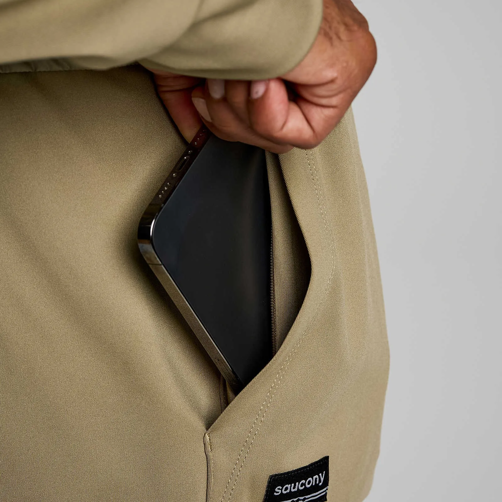 Чоловіче худі Saucony SOLSTICE OYSTERPUFF HOODY Чоловіче худі Saucony SOLSTICE OYSTERPUFF HOODY