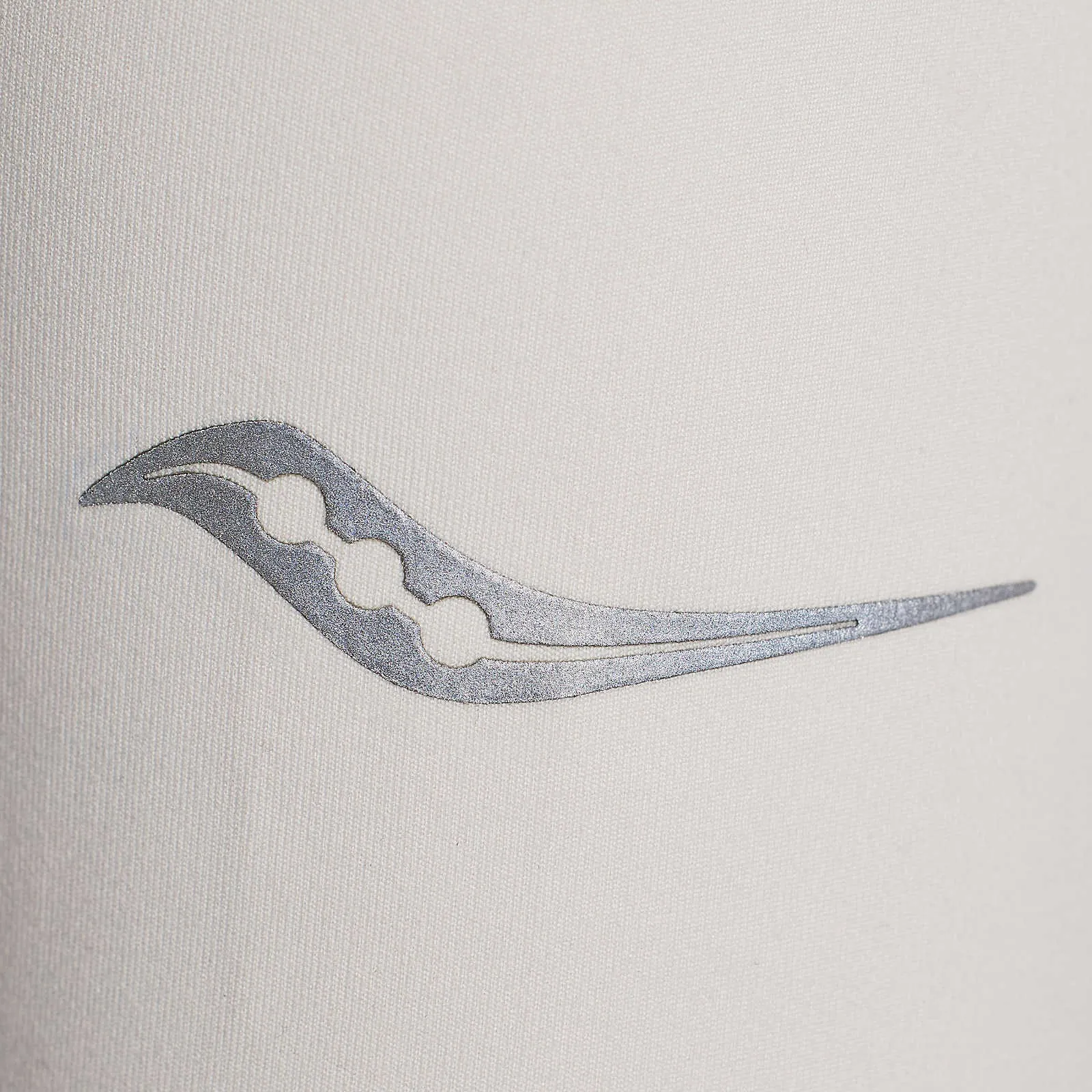 Жіночий анорак Saucony SOLSTICE OYSTERPUFF HALF ZIP Жіночий анорак Saucony SOLSTICE OYSTERPUFF HALF ZIP