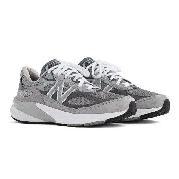 Чоловічі кросівки New Balance 990V6 USA