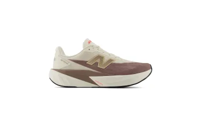 Чоловічі кросівки New Balance FUELCELL REBEL V5