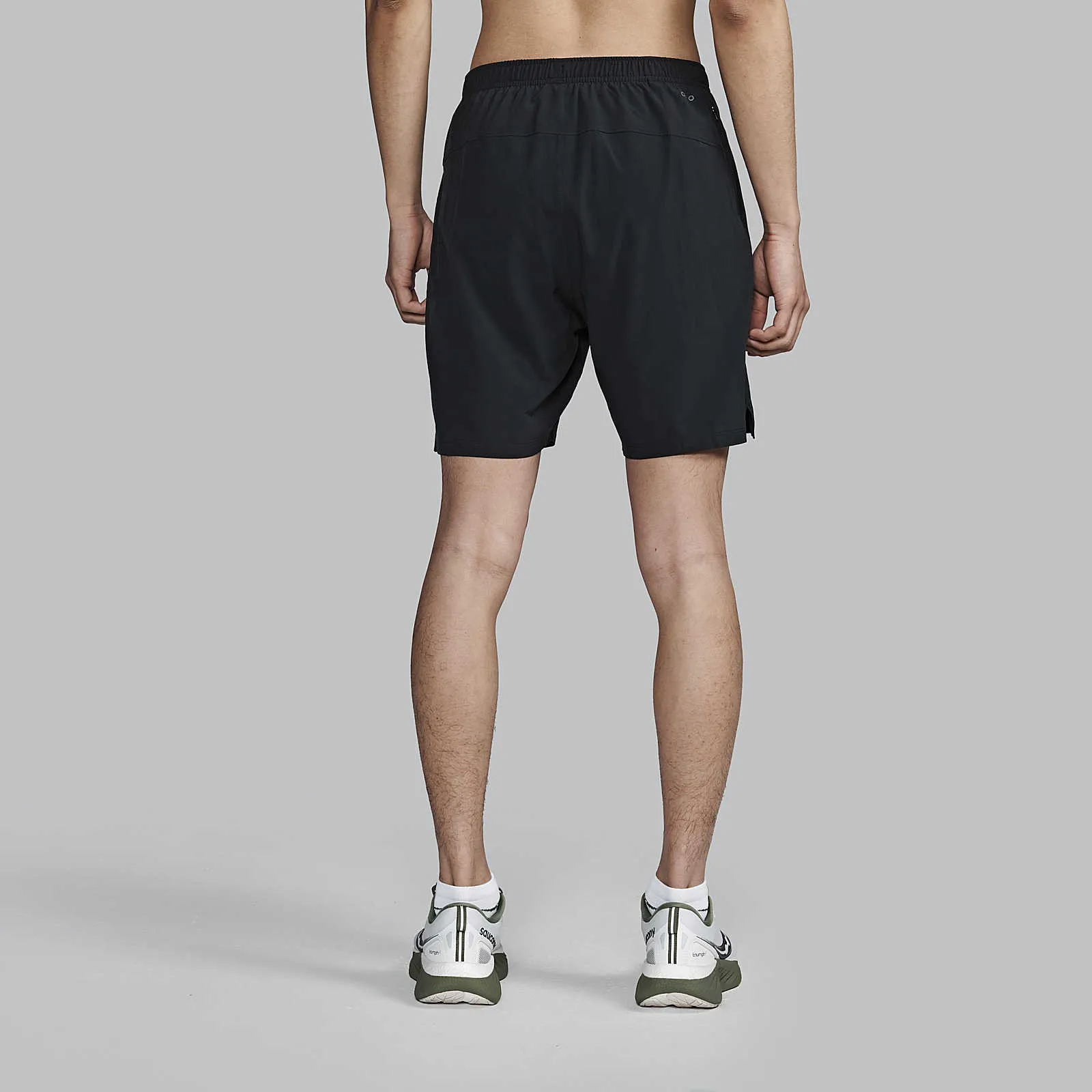 Чоловічі шорти Saucony OUTPACE 7