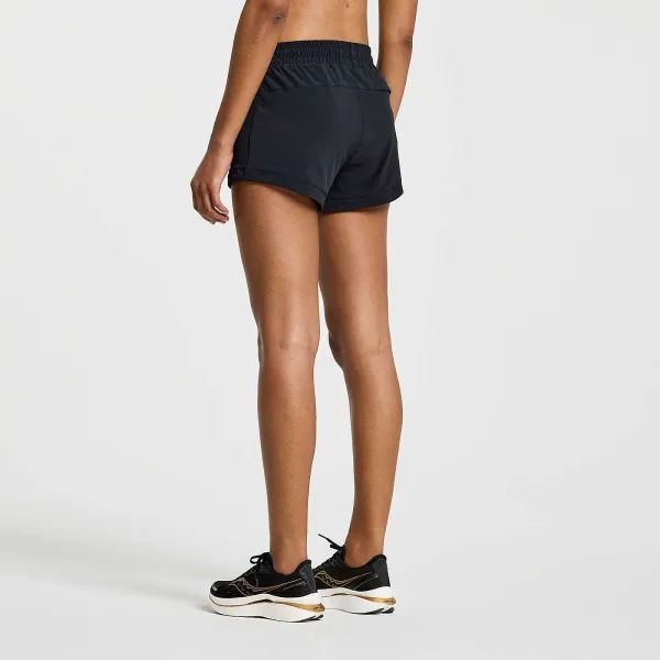 Жіночі шорти Saucony OUTPACE 3