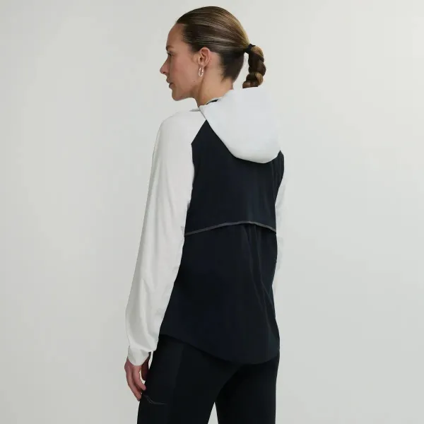 Жіноча вітрівка Saucony HURRICANE WATERPROOF JACKET