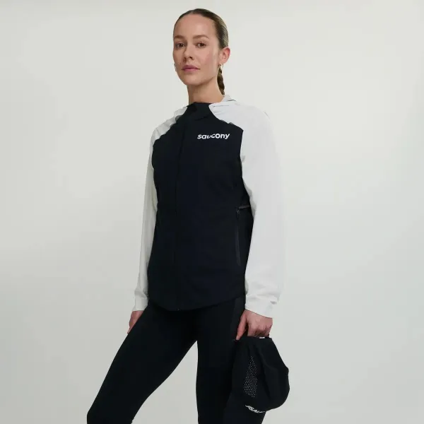 Жіноча вітрівка Saucony HURRICANE WATERPROOF JACKET