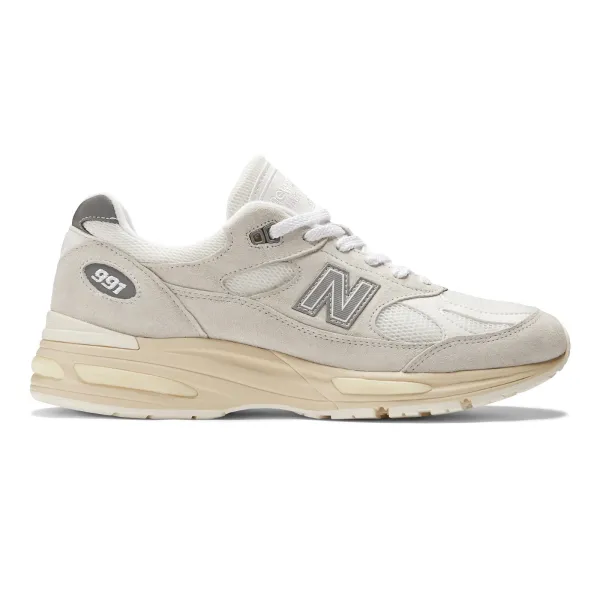 Чоловічі кросівки New Balance 991V2