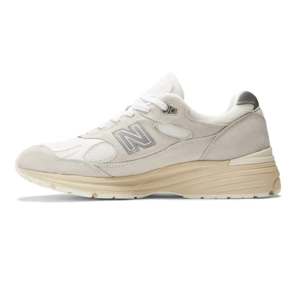 Чоловічі кросівки New Balance 991V2