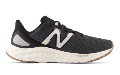 Жіночі кросівки New Balance ARISHI V4