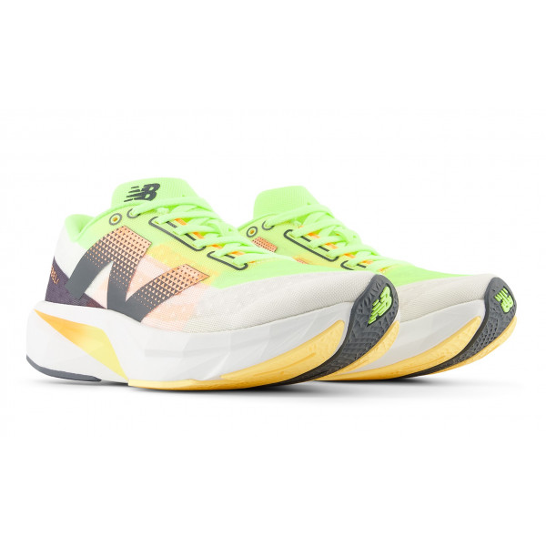 Жіночі кросівки New Balance REBEL V4